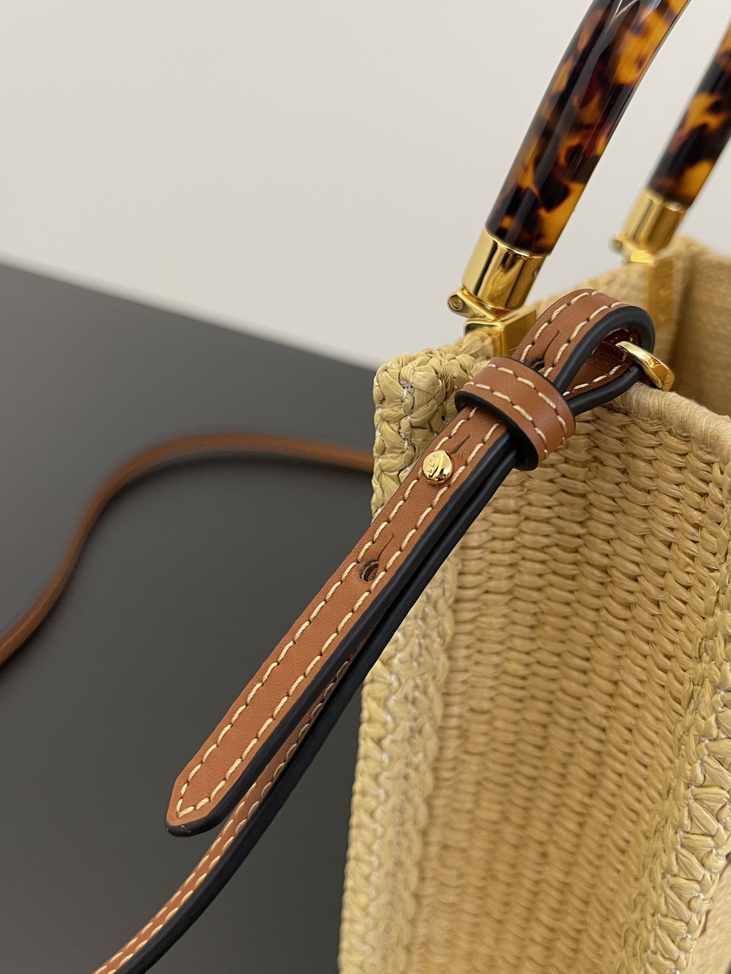 F**di sunshine mini tote -13x6.5x18cm