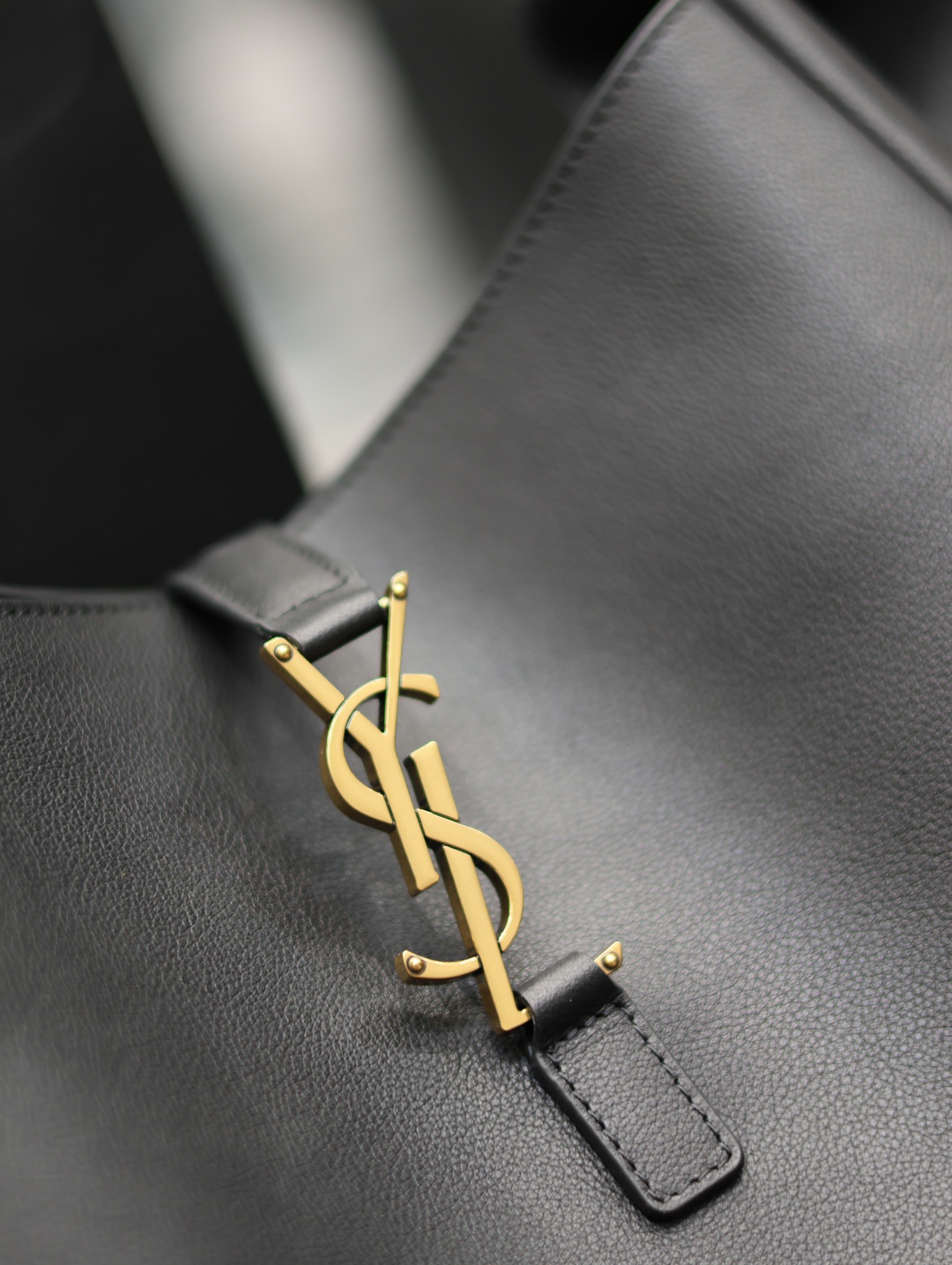 YSL Le5A7 Vintage Bag