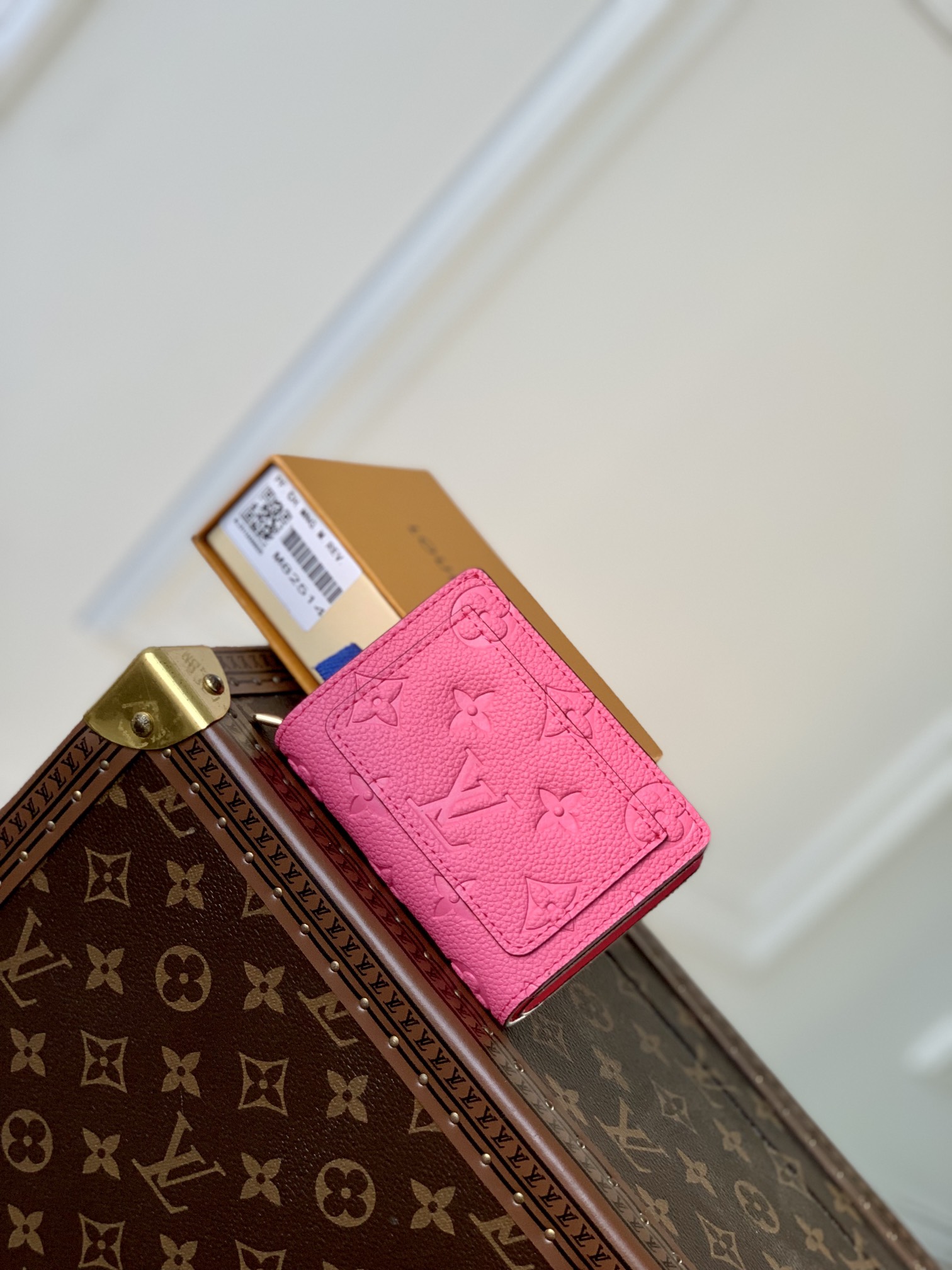 l**is V*t*n wallet-11×8.5×3.5cm