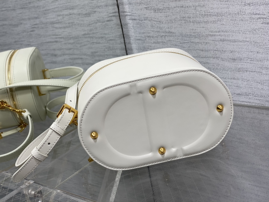 D*or signature vanity bag-24*14*18cm