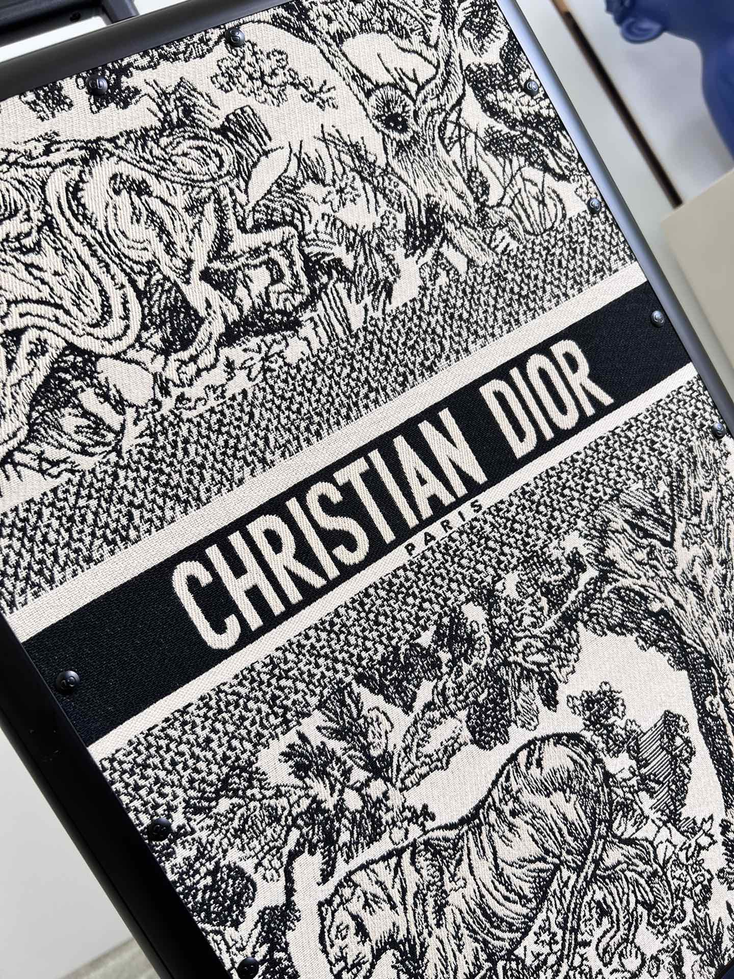 D*or oblique travel box-37*21*57cm