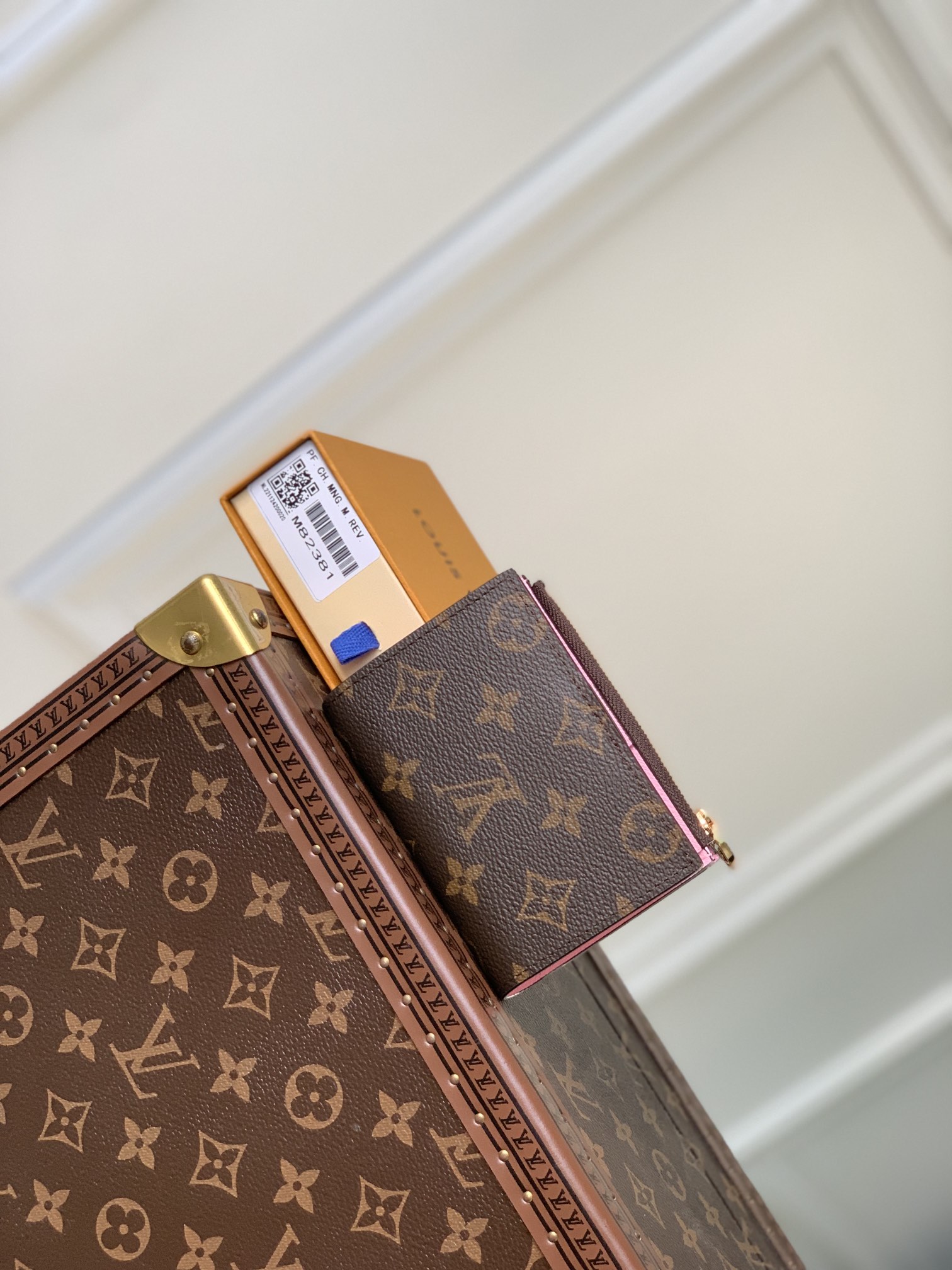 l**is V*t*n wallet- m82381-9×11.5×1.5cm