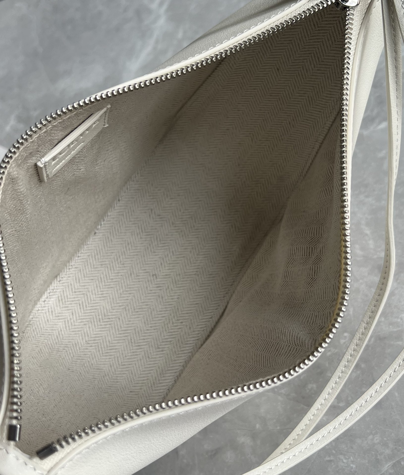 Loewe Hammock Hobo Bag-28*17*9.5CM