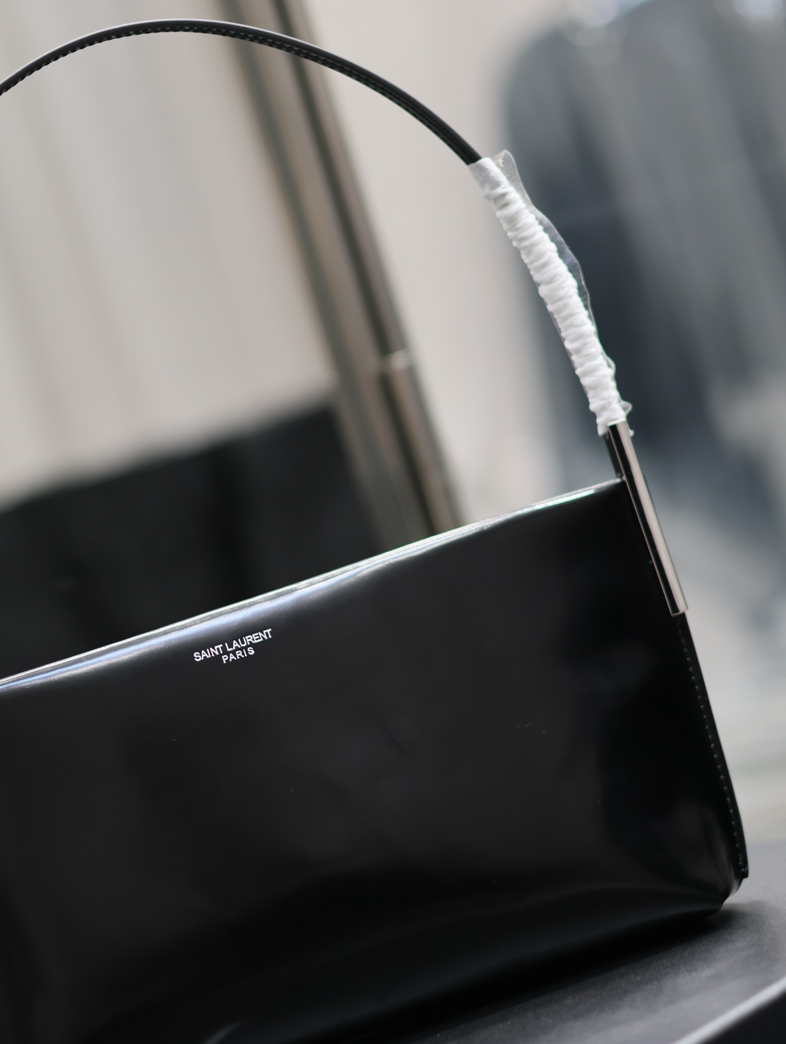 YSL Suzanne Armpit Pouch-28×14×4CM