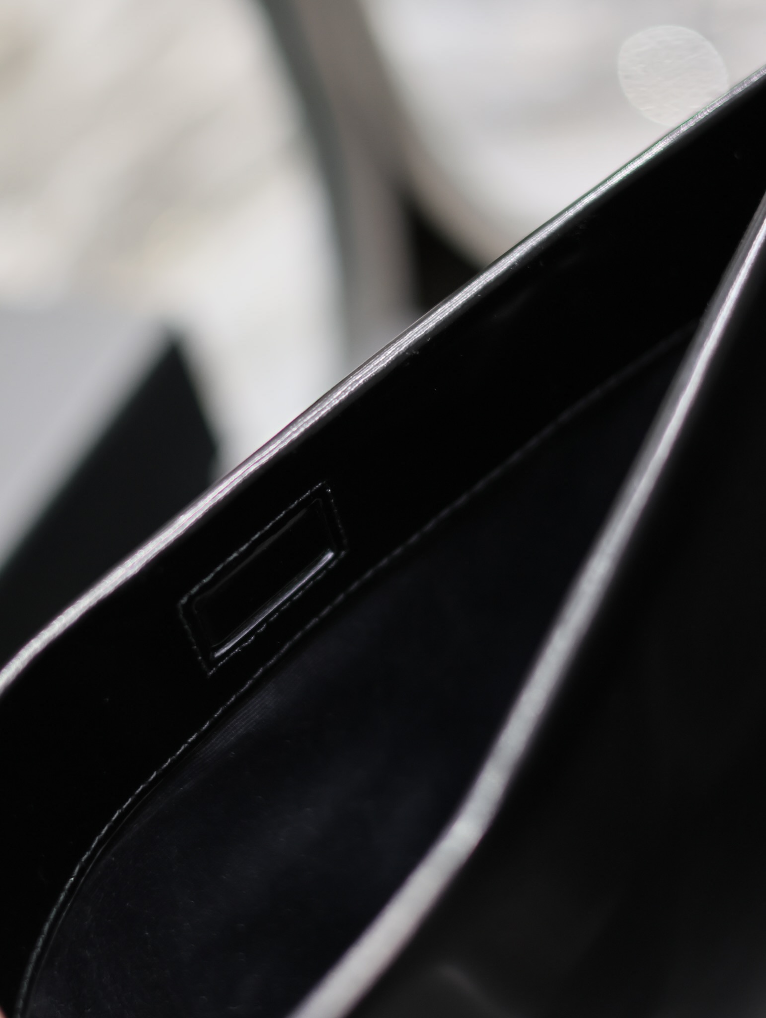 YSL Suzanne Armpit Pouch-28×14×4CM