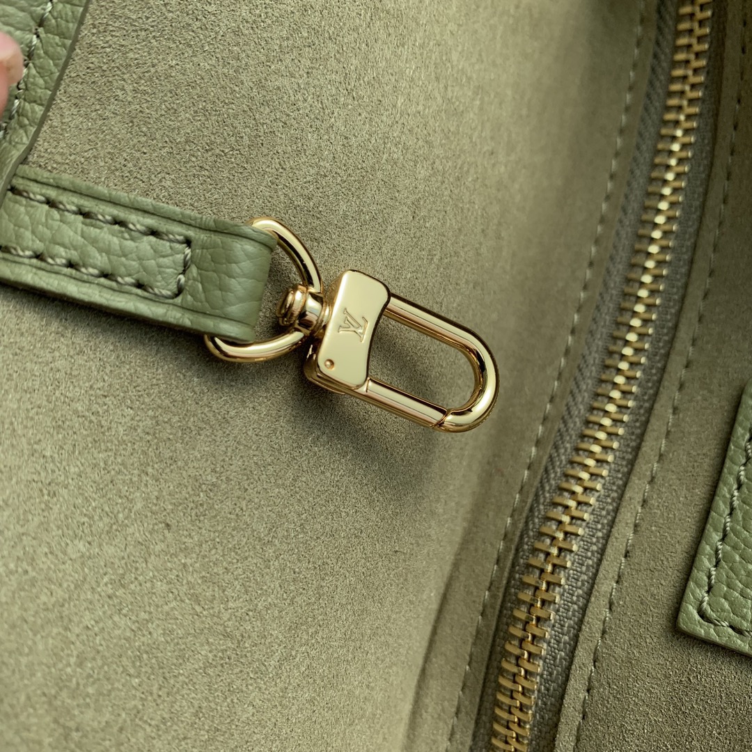 l**is V*t*n neverfull m46102-32*29*17cm