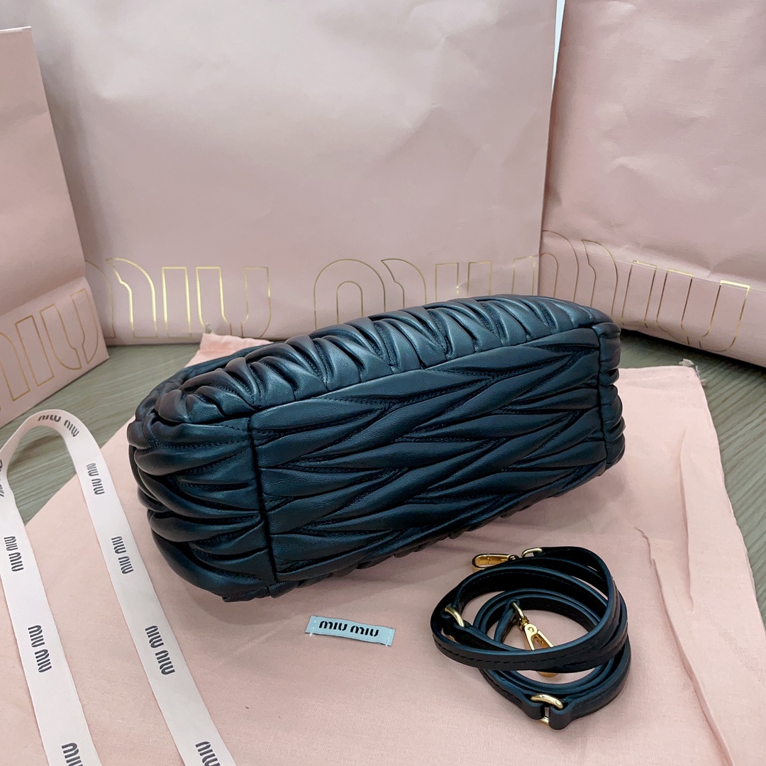 MiuMiu Bag-25X18X7CM