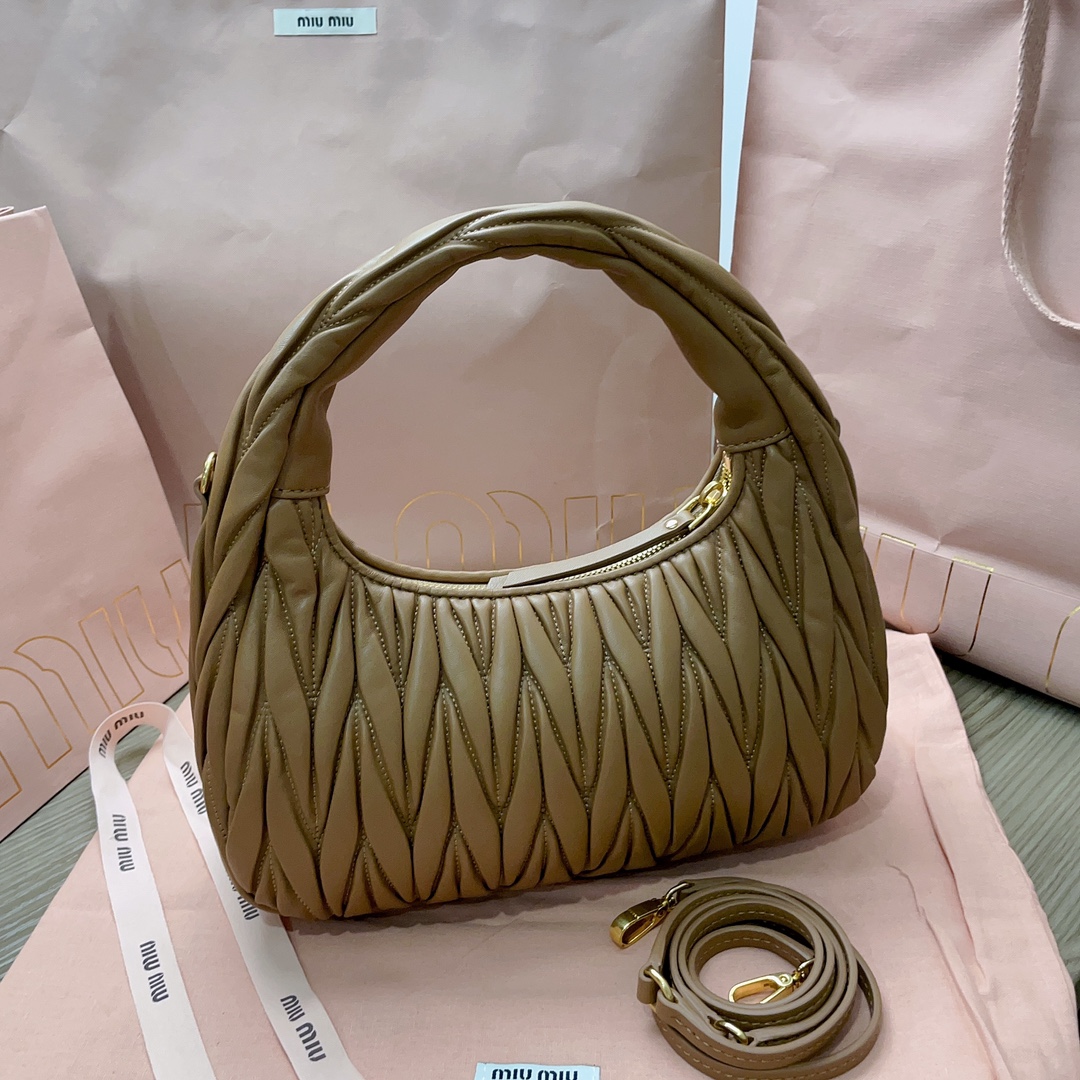 MiuMiu Bag-25X18X7CM