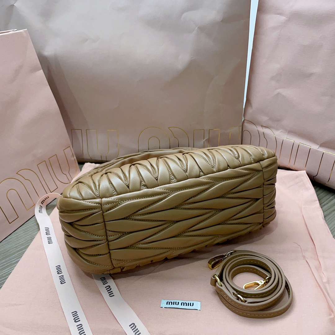 MiuMiu Bag-25X18X7CM