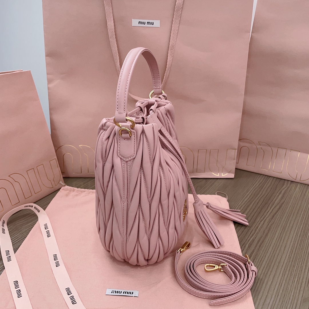 MiuMiu Bag-20X18X14CM