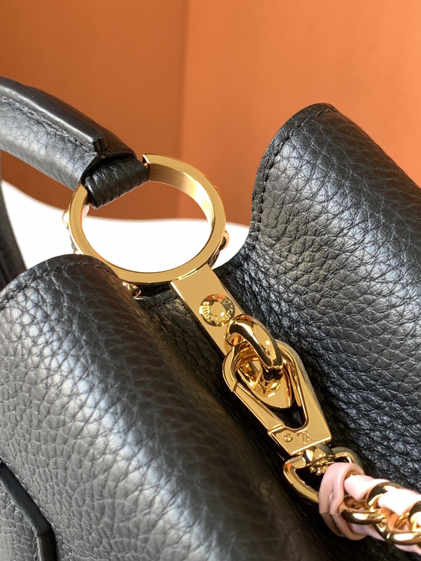 l**is V*t*n capucines bb-27*18*9cm