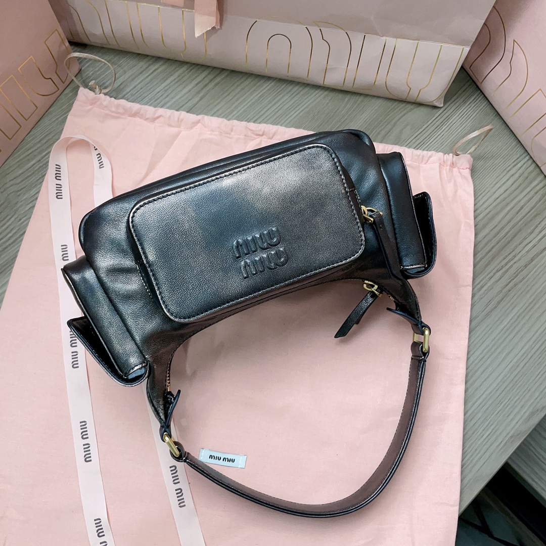 MiuMiu Bag-21X12X6CM