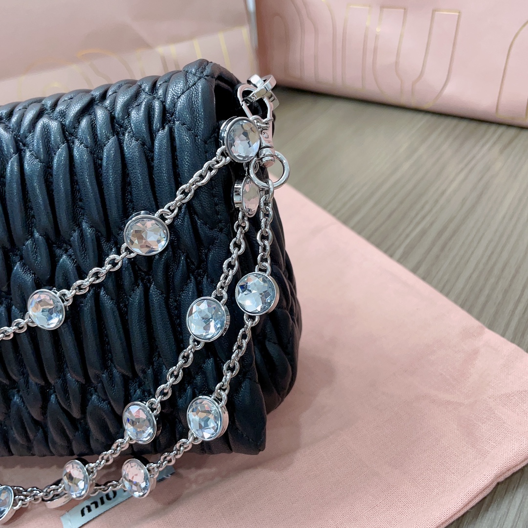 MiuMiu Chain Bag-22.5*4.5*12CM