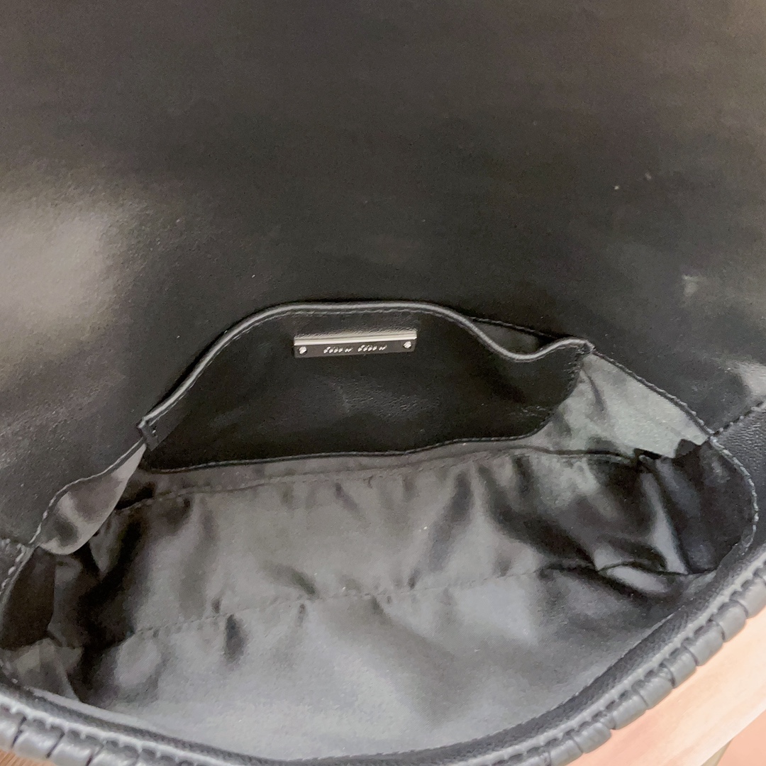 MiuMiu Chain Bag-22.5*4.5*12CM