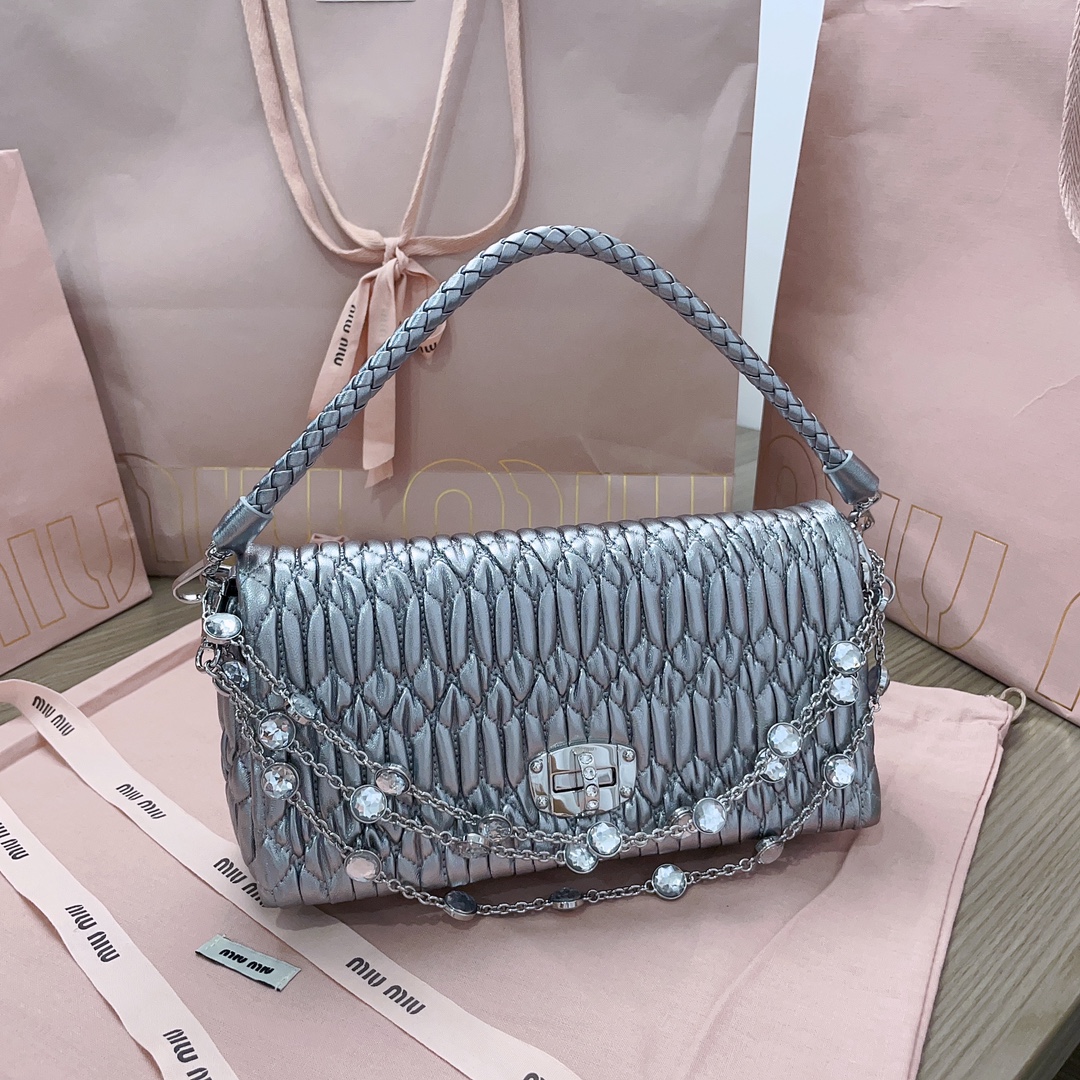 MiuMiu Chain Bag-22.5*4.5*12CM