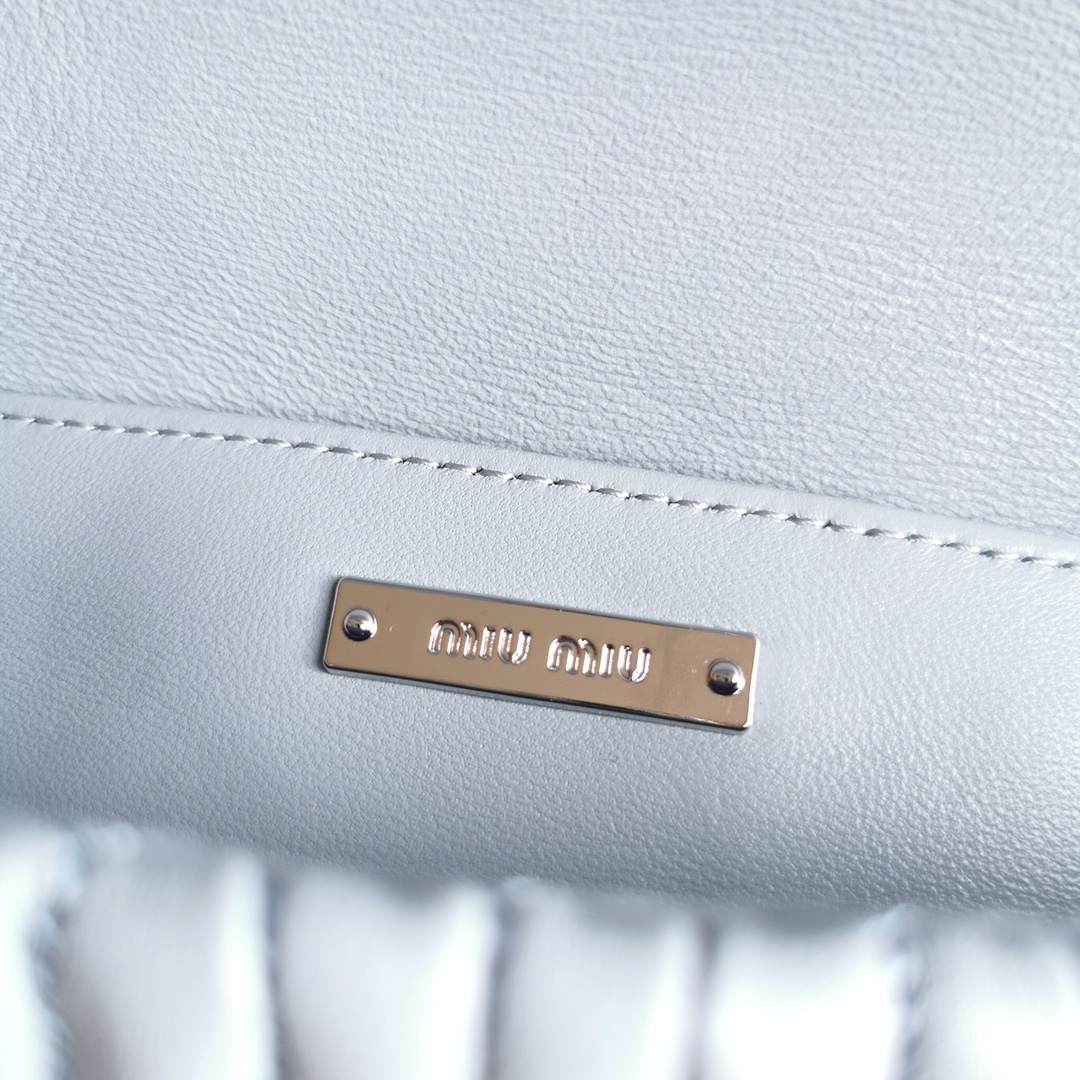 MiuMiu Chain Bag-22.5*4.5*12CM