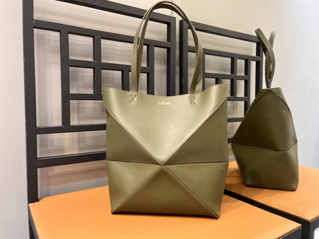 Loewe Puzzle Tote-25/14/30CM