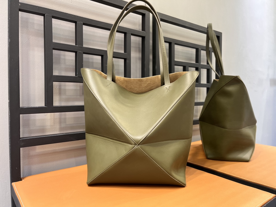 Loewe Puzzle Tote-25/14/30CM