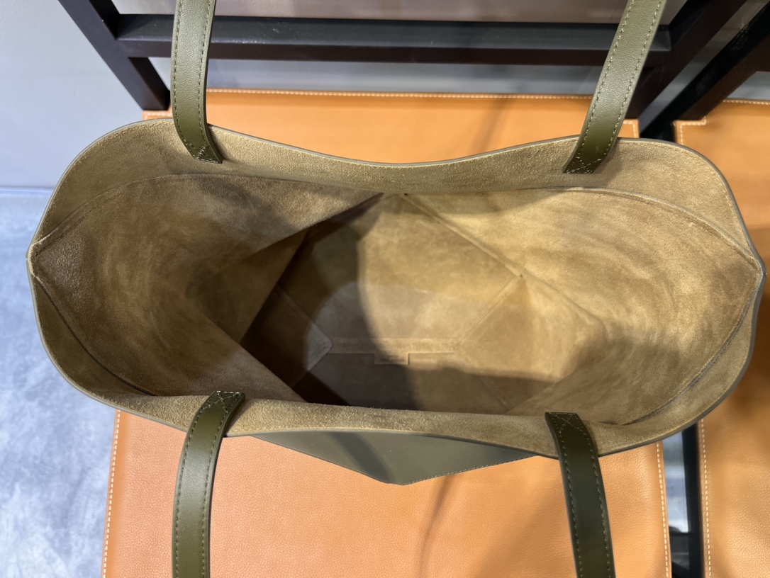 Loewe Puzzle Tote-25/14/30CM