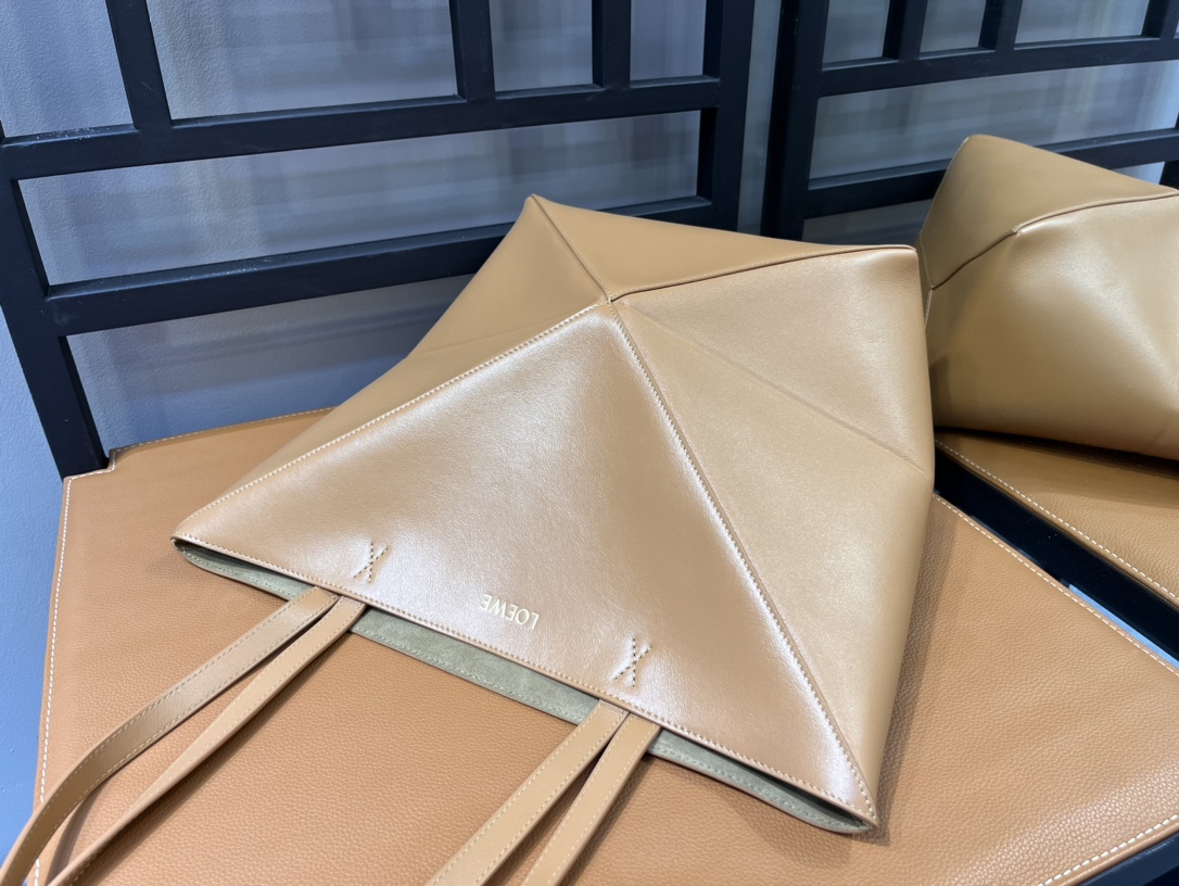 Loewe Puzzle Tote-25/14/30CM