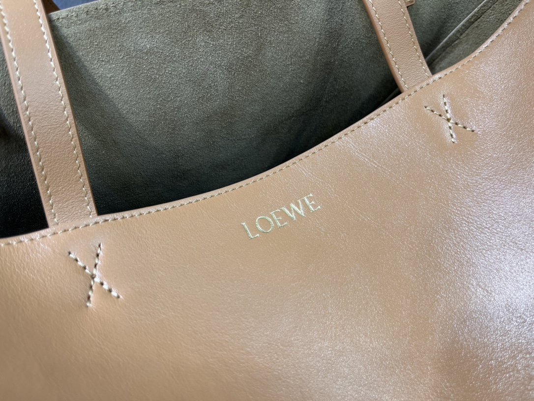 Loewe Puzzle Tote-25/14/30CM