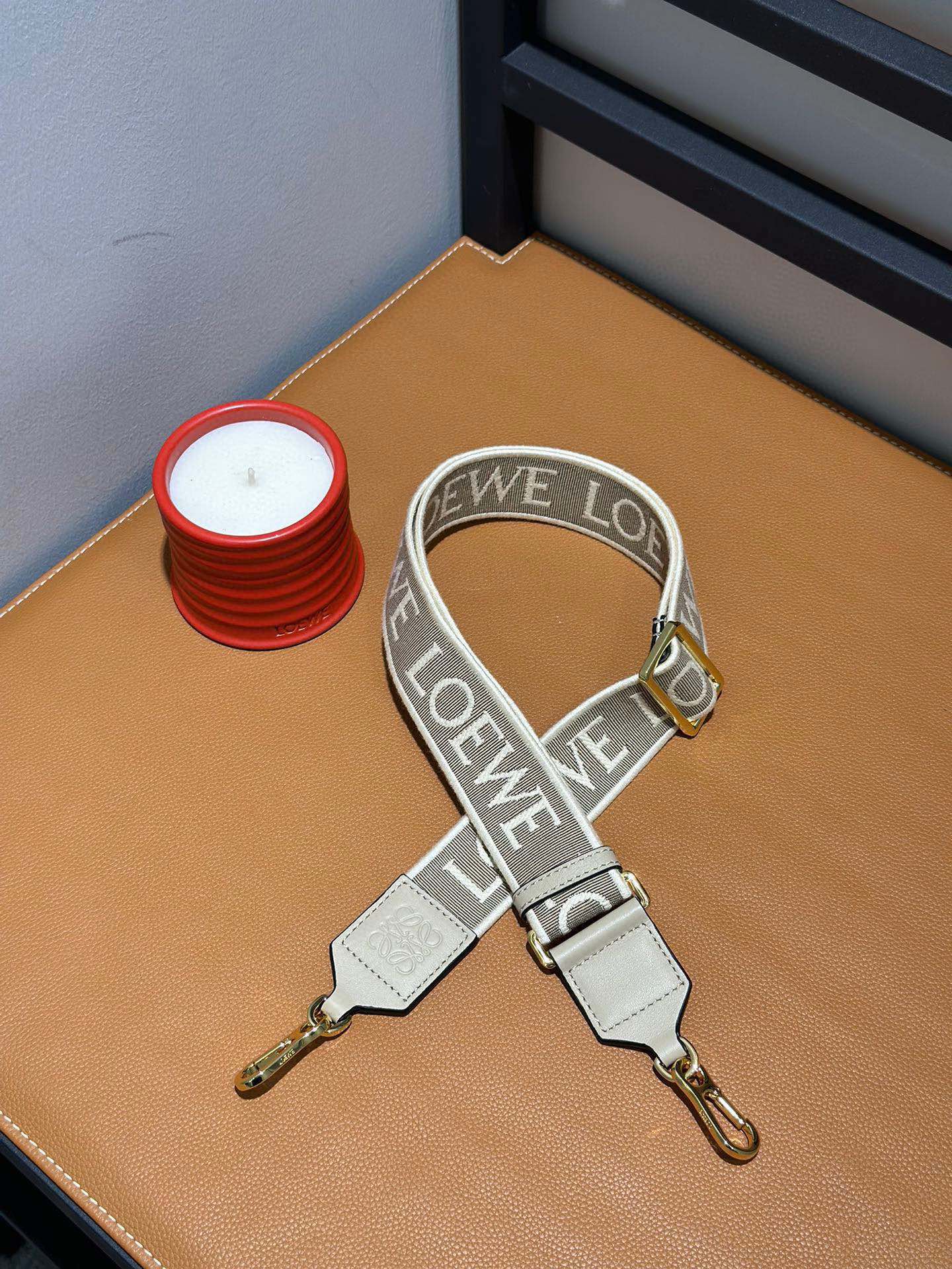 Loewe Straps-105*4CM