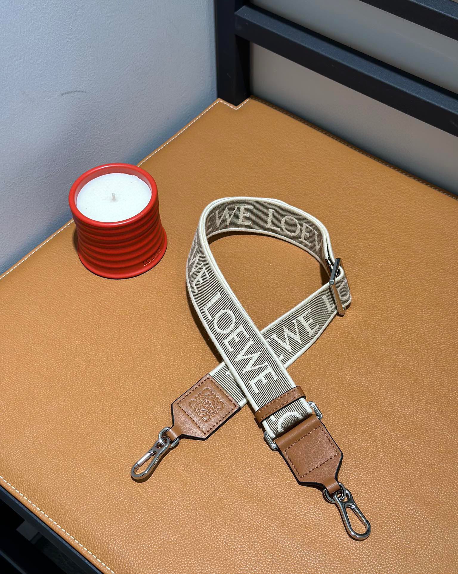 Loewe Straps-105*4CM