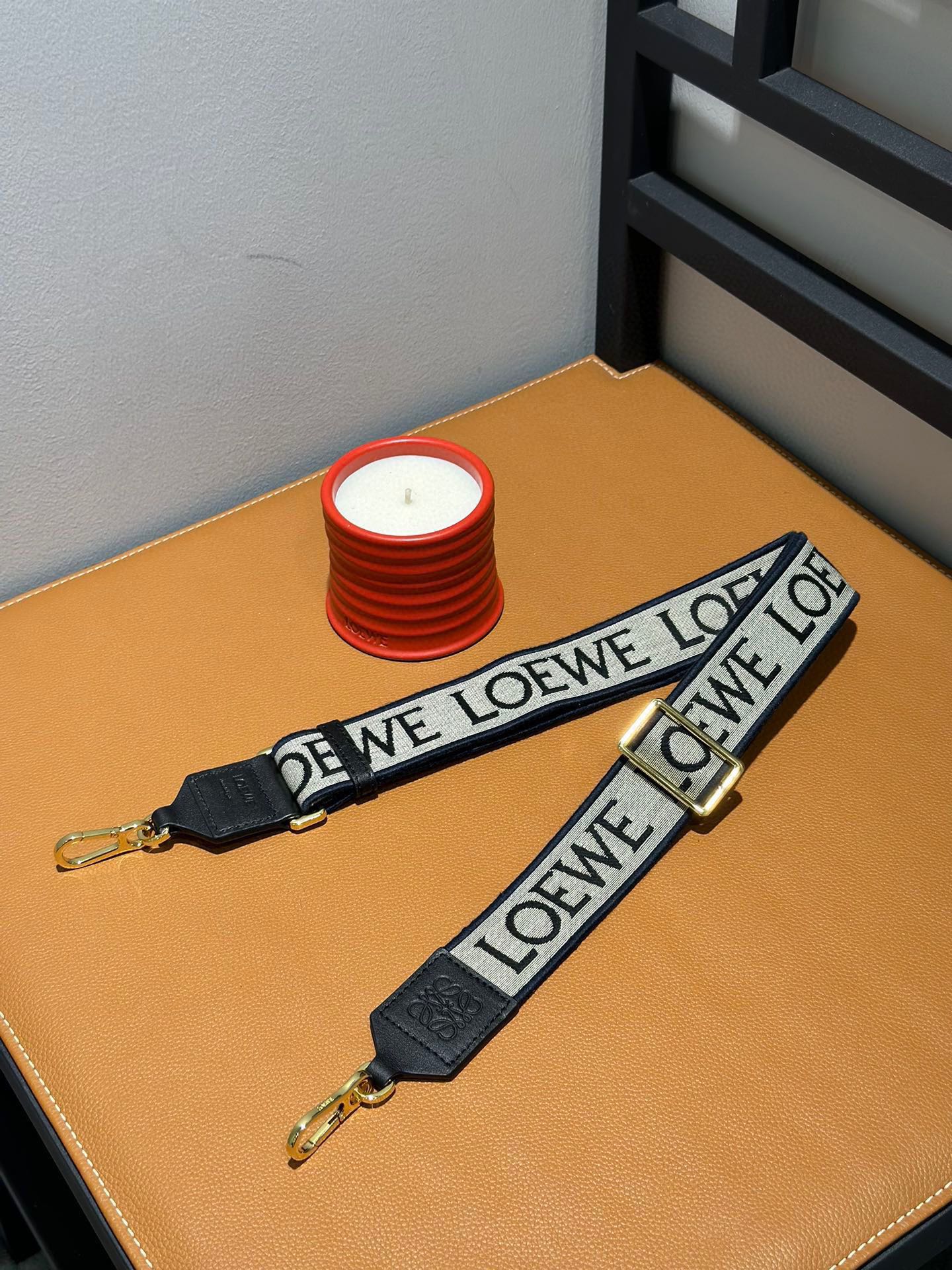 Loewe Straps-105*4CM