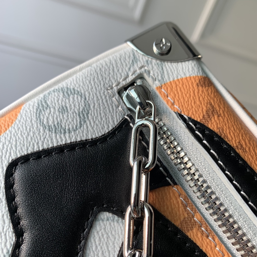 l**is V*t*n mini soft trunk-m23144-18*13*8m