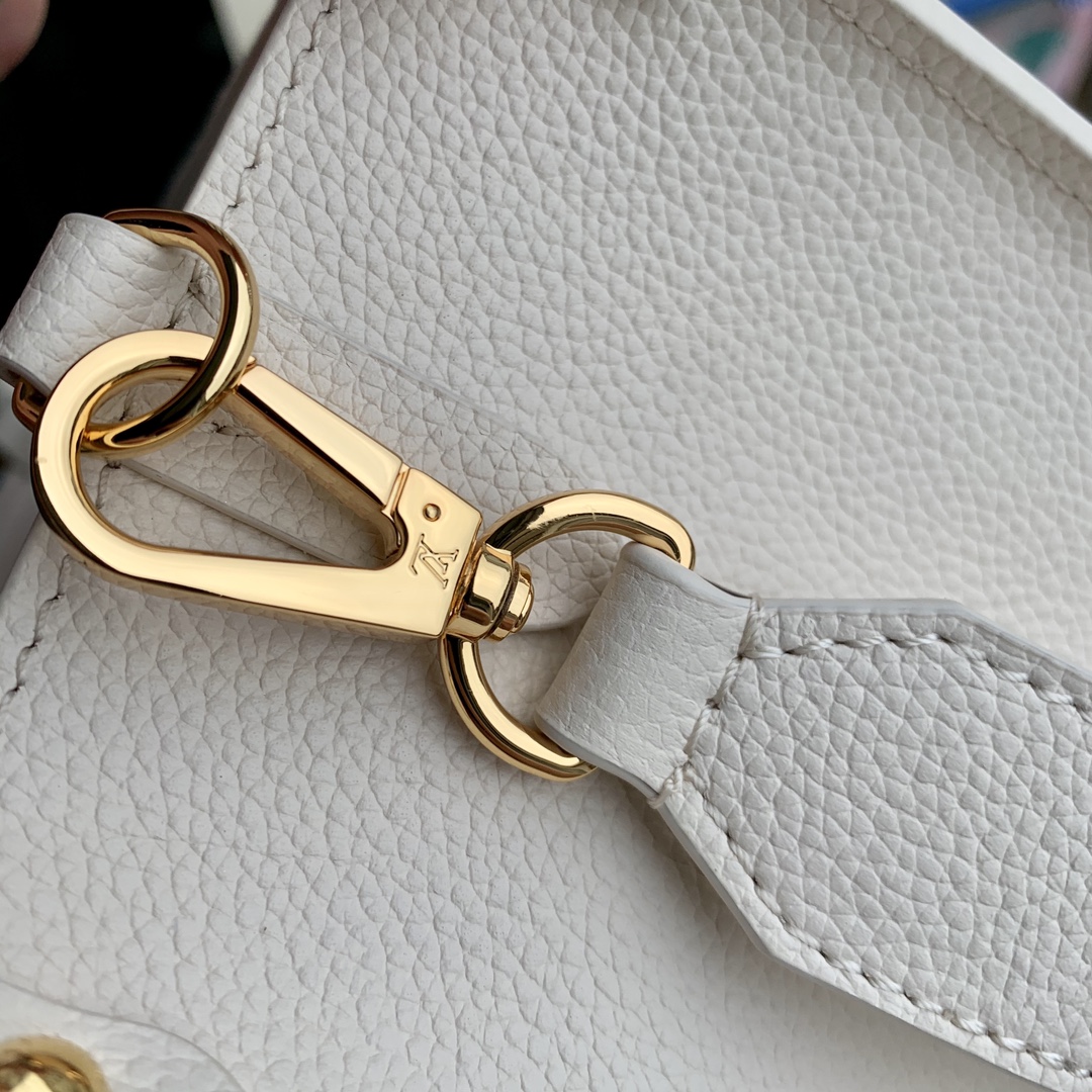 l**is V*t*n lock & go -24.5 x 19.0 x 10.5 cm