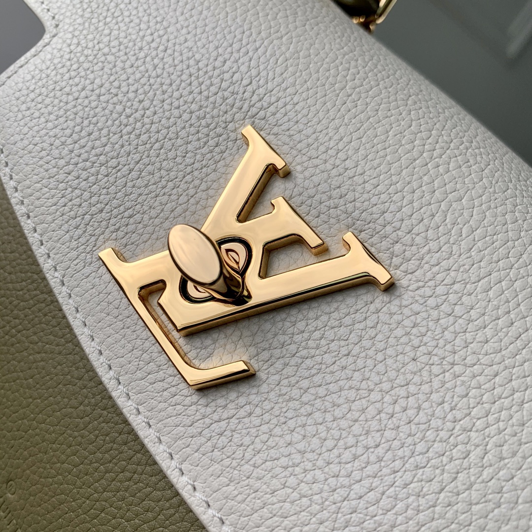 l**is V*t*n lockme ever 23x17x10cm