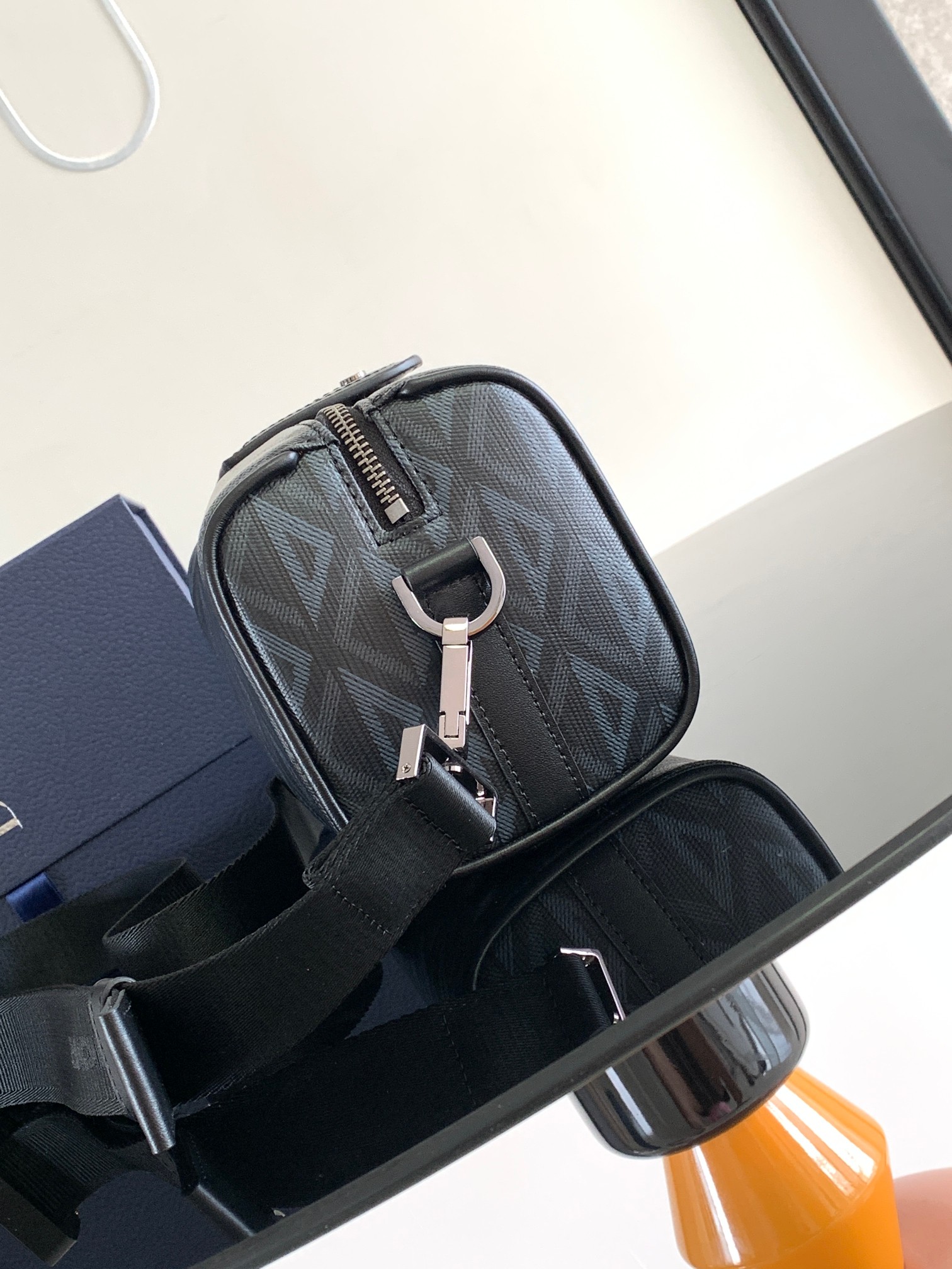 Dio Lingot 22 Bag-22 x 10.5x 12.5CM