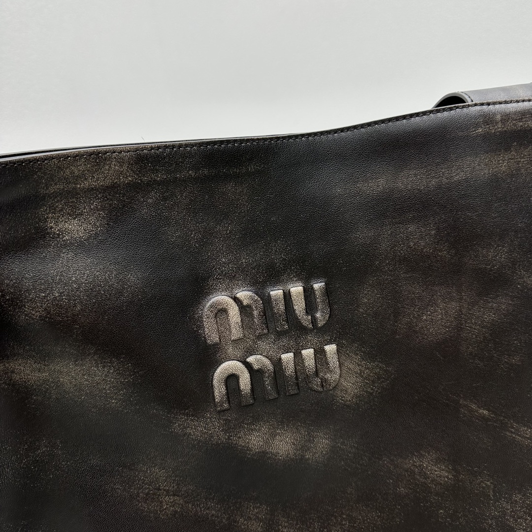 MiuMiu Hobo Tote-38.5*11*39CM