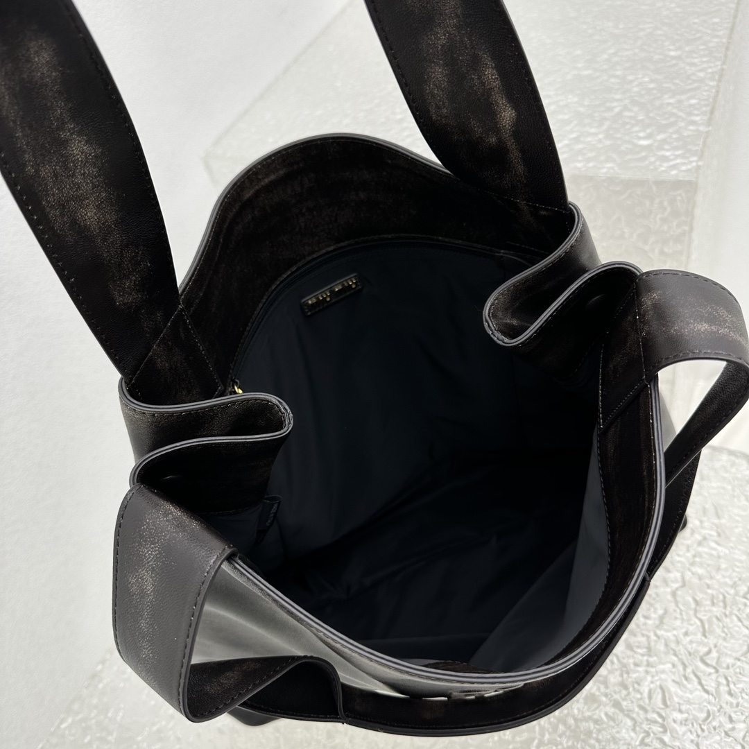 MiuMiu Hobo Tote-38.5*11*39CM