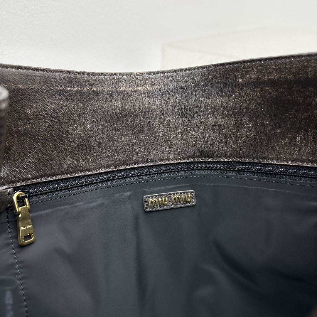 MiuMiu Hobo Tote-38.5*11*39CM