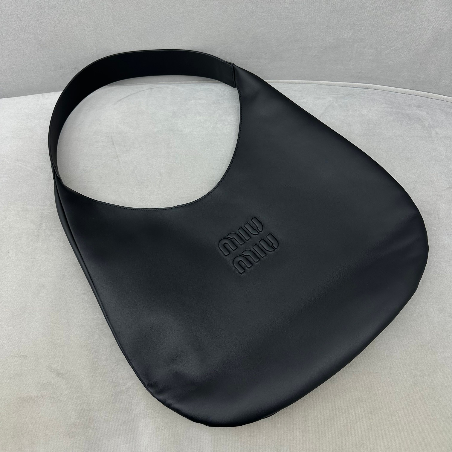 MiuMiu Hobo Tote-42.5*CM