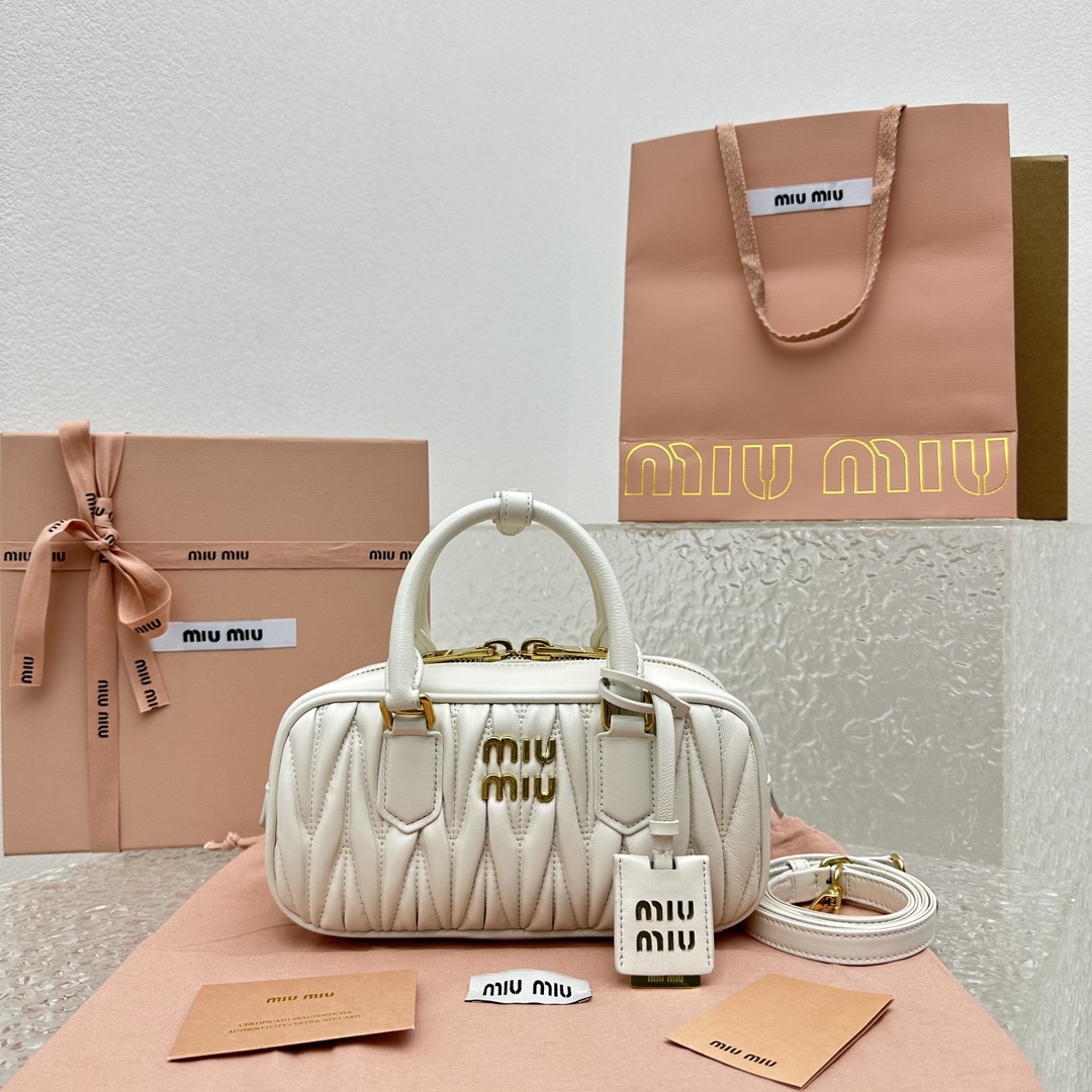 MiuMiu Vintage Rectangular Bag-23*12*8CM