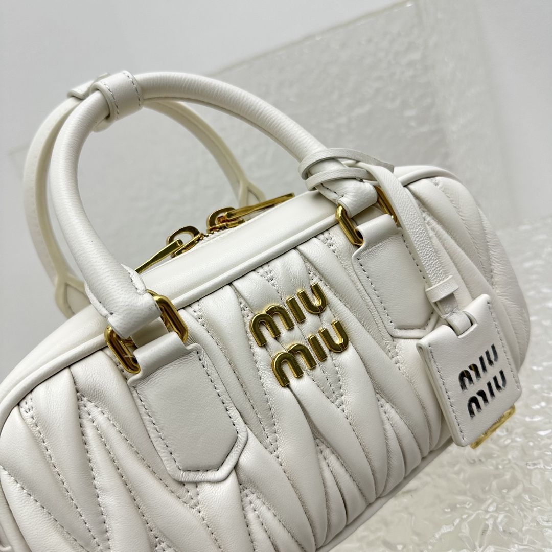 MiuMiu Vintage Rectangular Bag-23*12*8CM