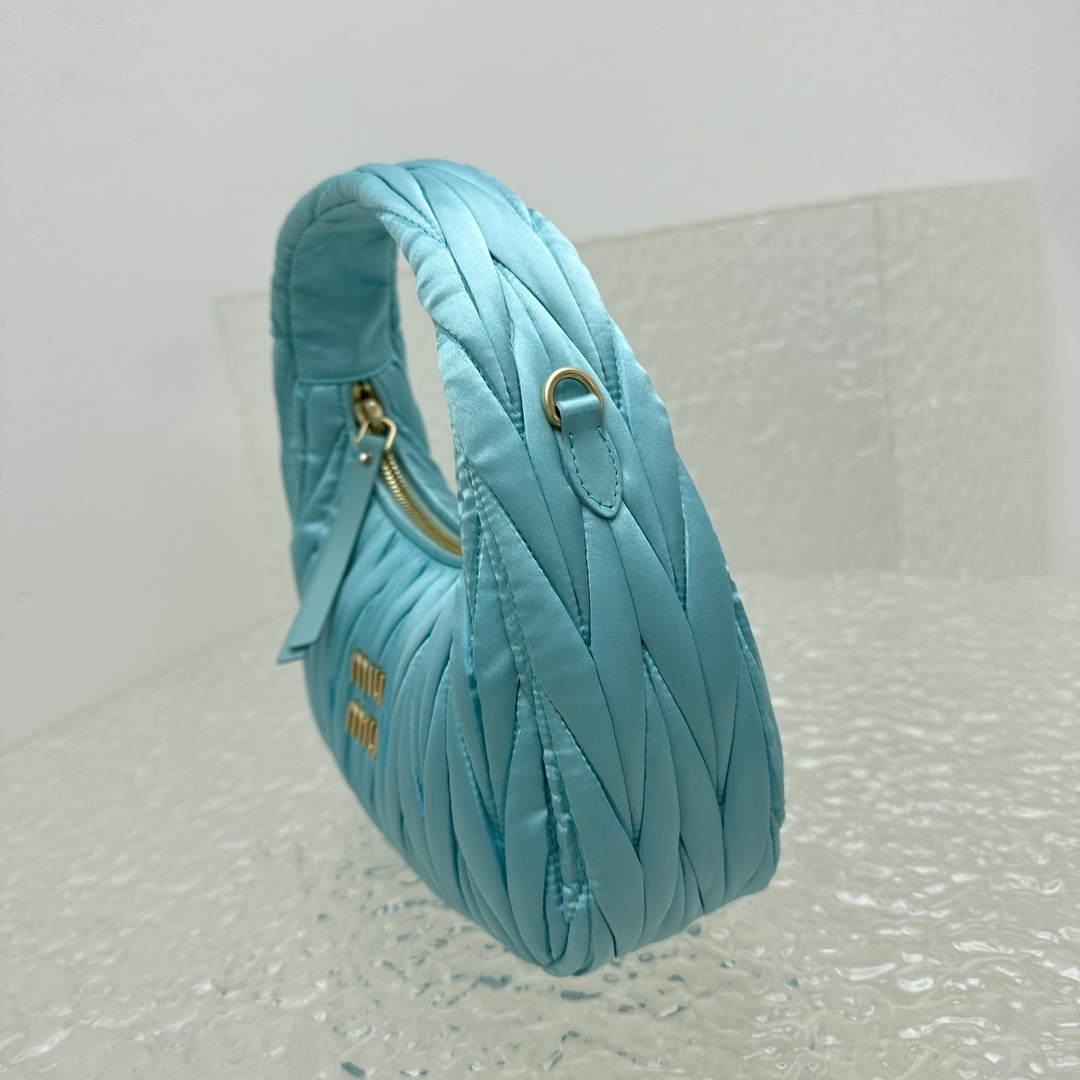 MiuMiu Wander Hobo Bag-20*6*17CM