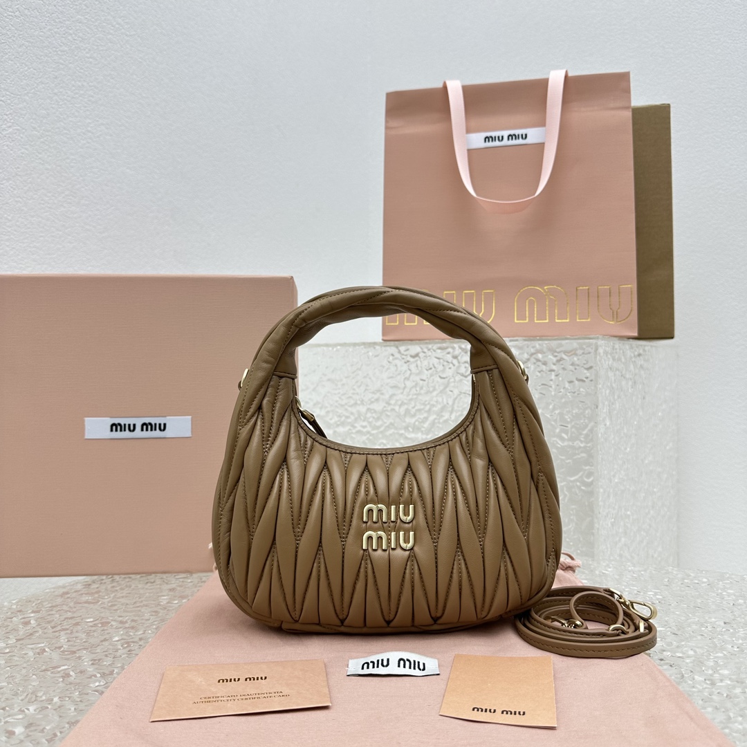 MiuMiu Wander Hobo Bag-20*6*17CM