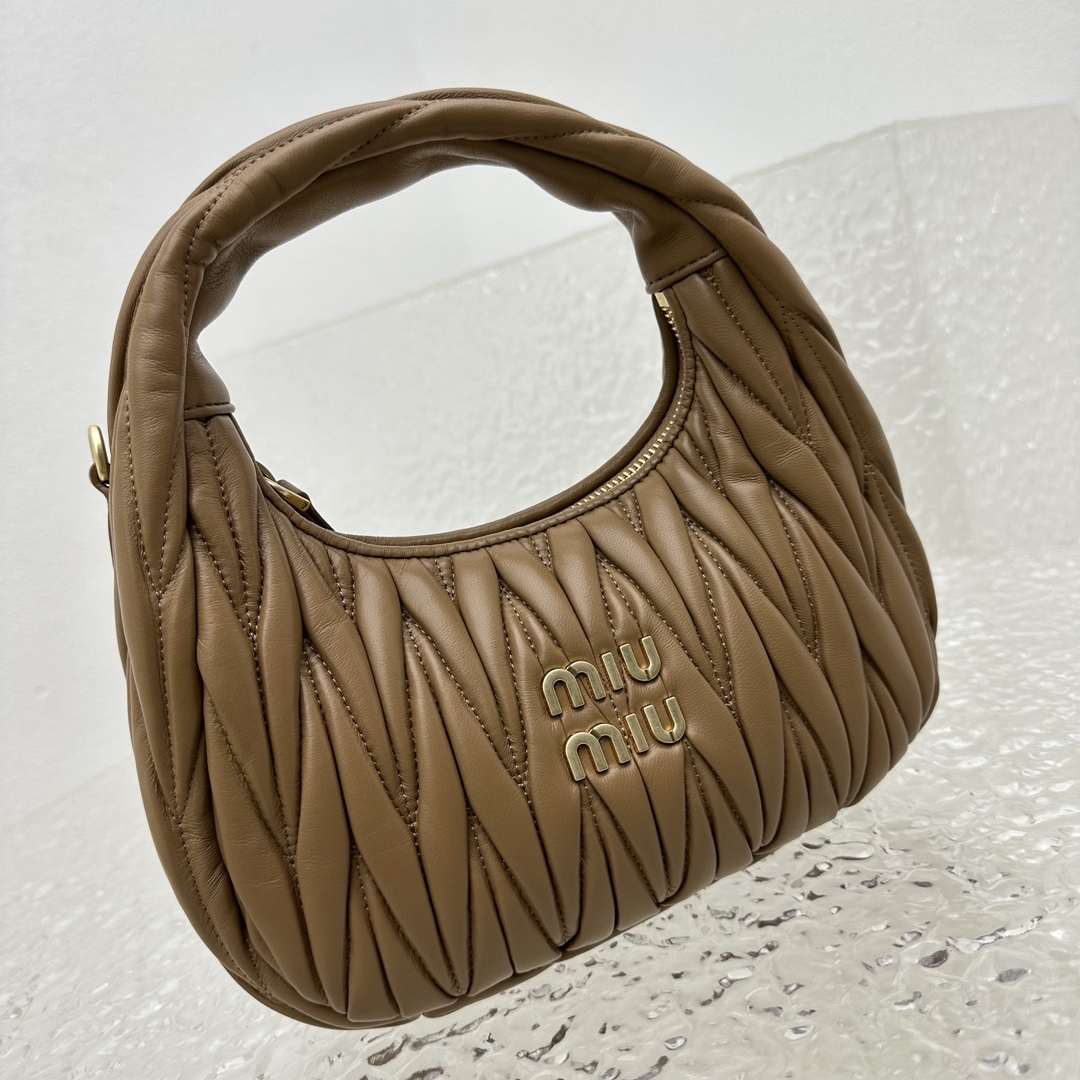 MiuMiu Wander Hobo Bag-20*6*17CM