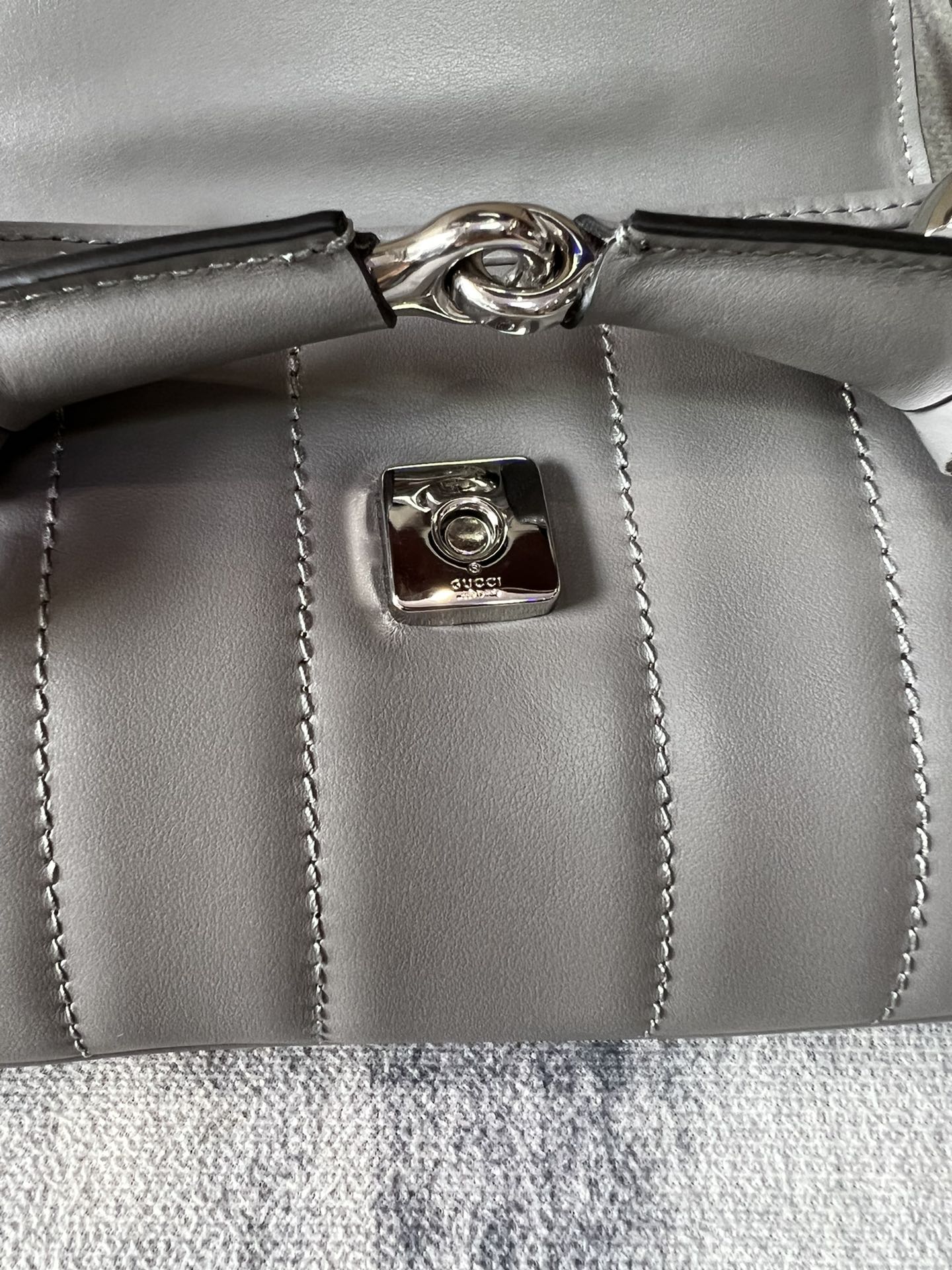 G*u*i horsebit chain 2023-27x11x5cm