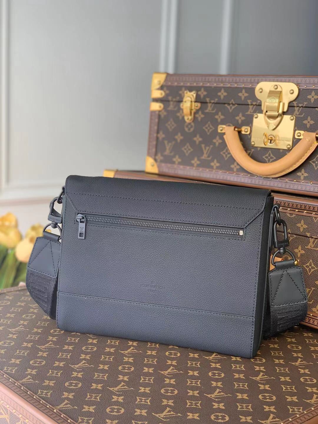 l**is V*t*n aerogram bag-m57080-28x24x10cm