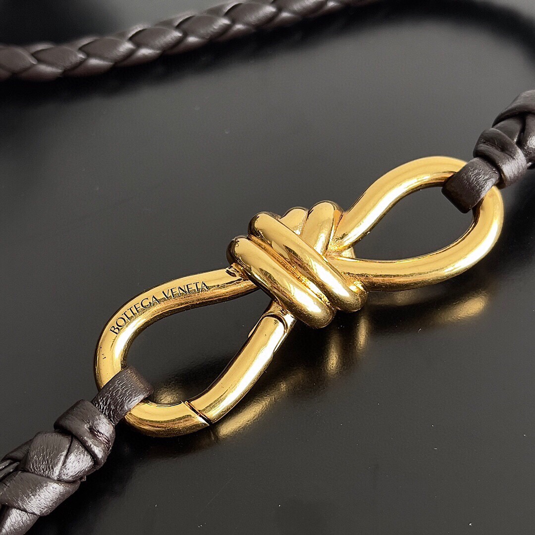 Bo*te*ga ve*ne*ta andiamo-32*24*12cm