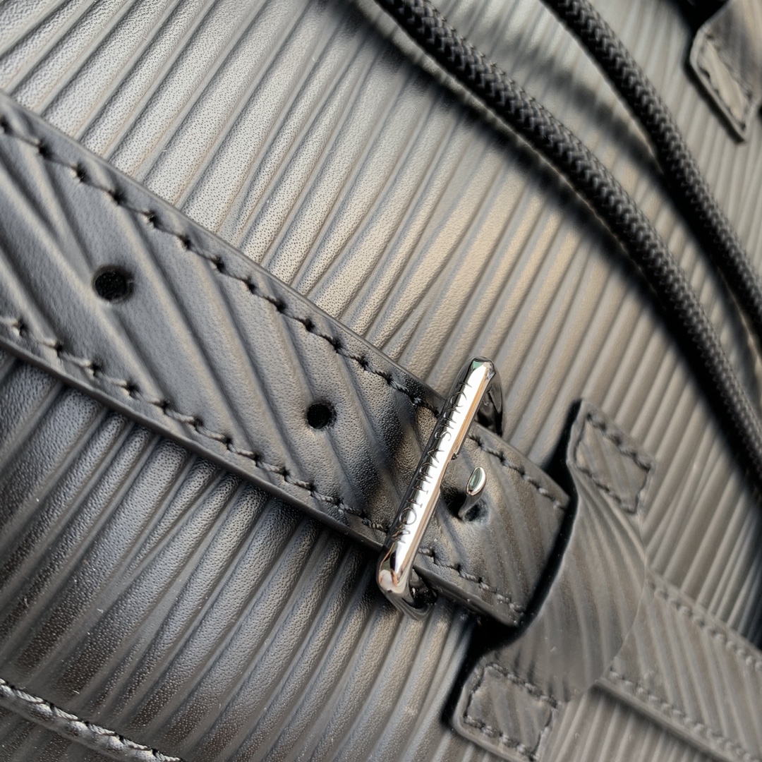 l**is V*t*n x yk christopher backpack m21978-38*44*21cm