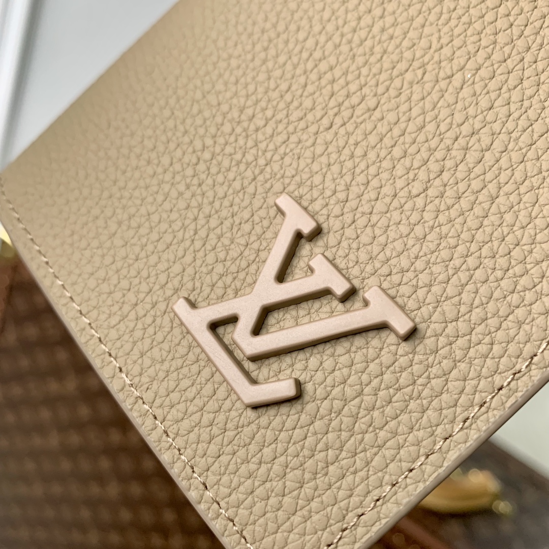 l**is V*t*n wallet-10*19*2cm