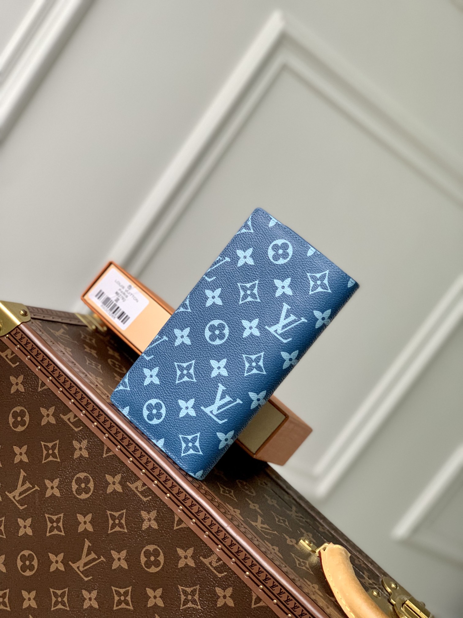 l**is V*t*n wallet-10*19*2cm