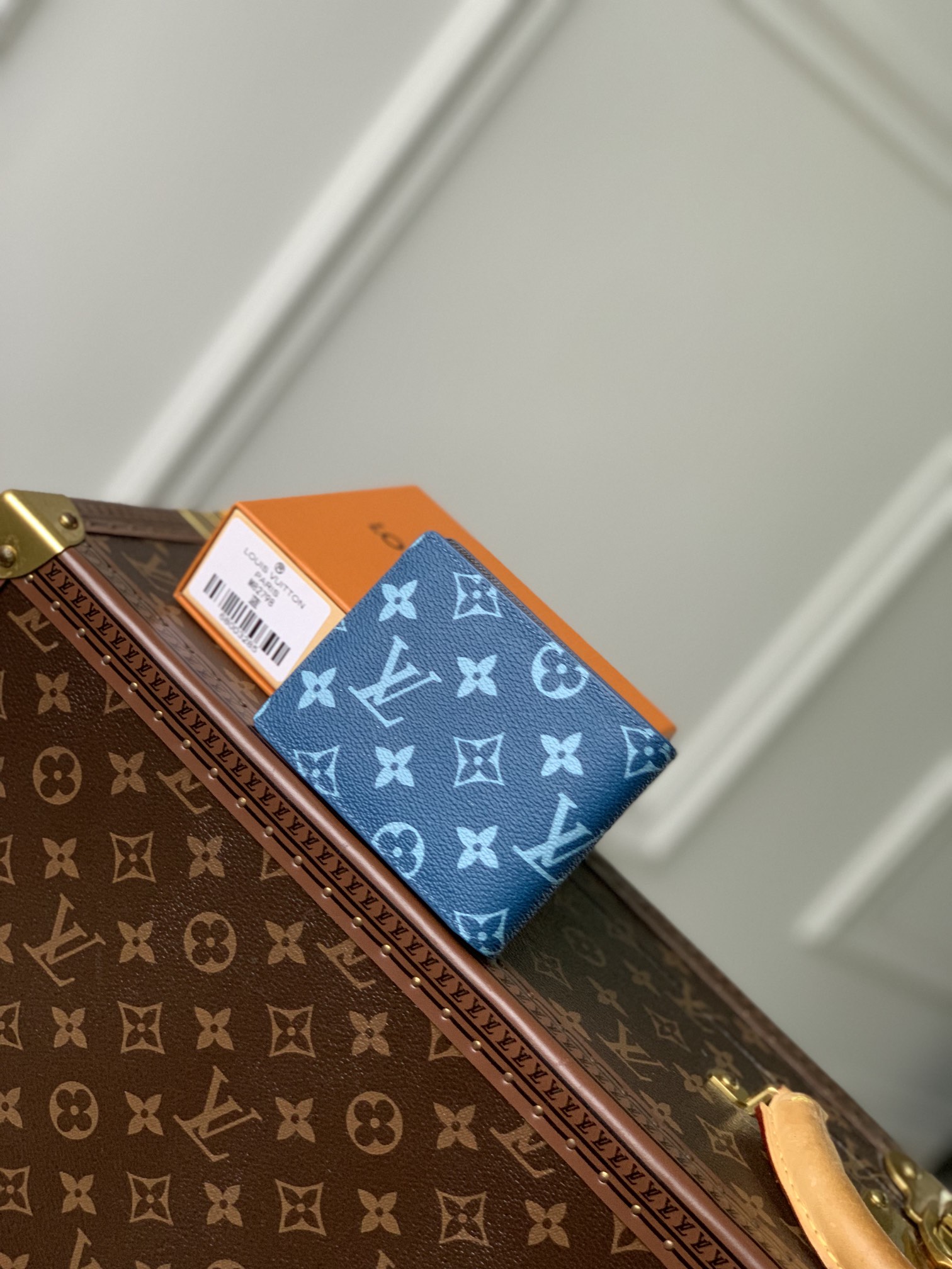 l**is V*t*n slender wallet-m62294-11*9*2cm