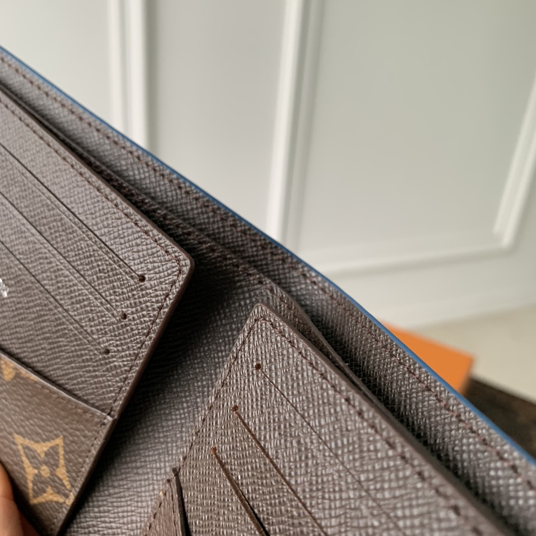 l**is V*t*n slender wallet-m62294-11*9*2cm