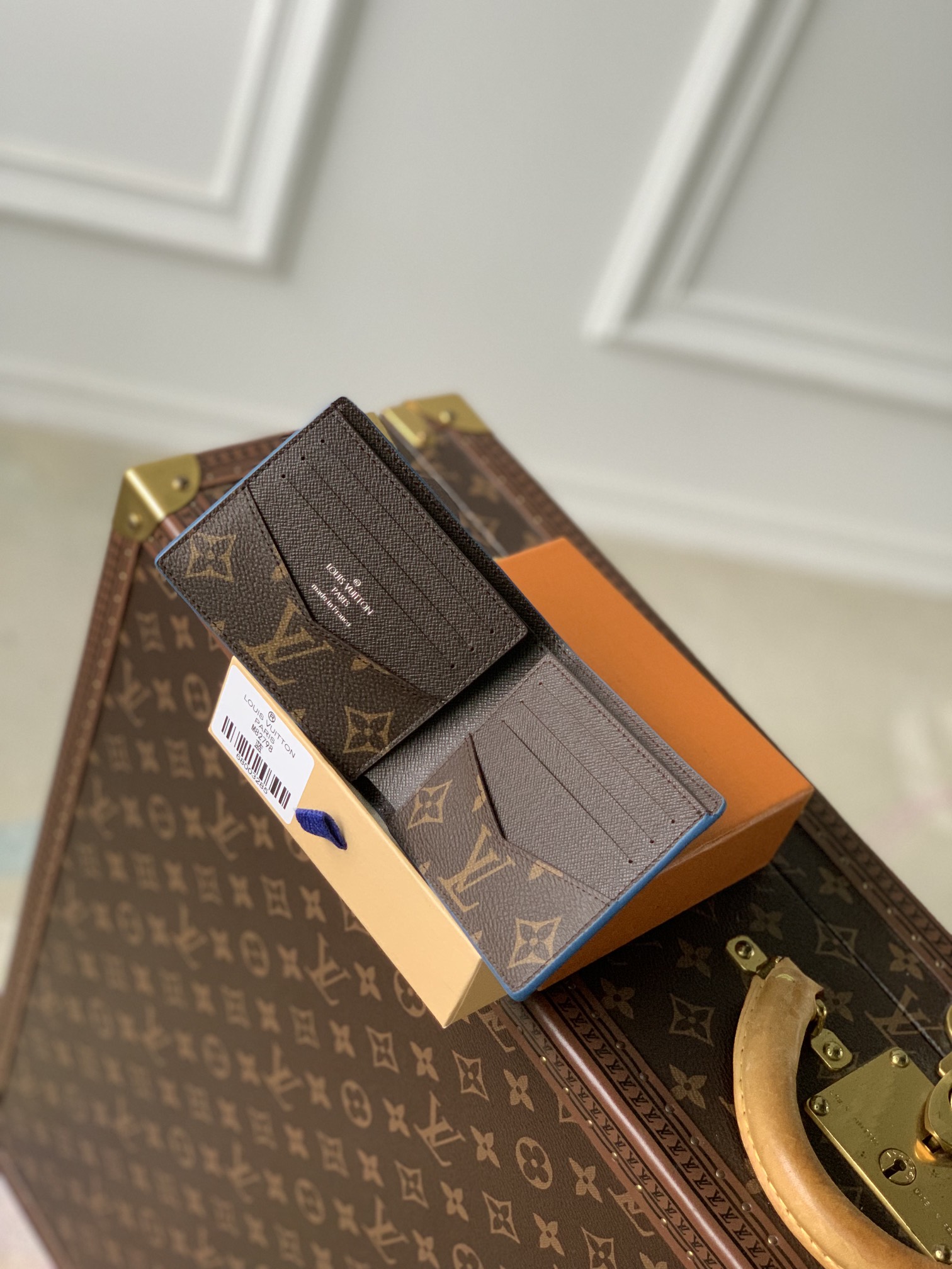 l**is V*t*n slender wallet-m62294-11*9*2cm